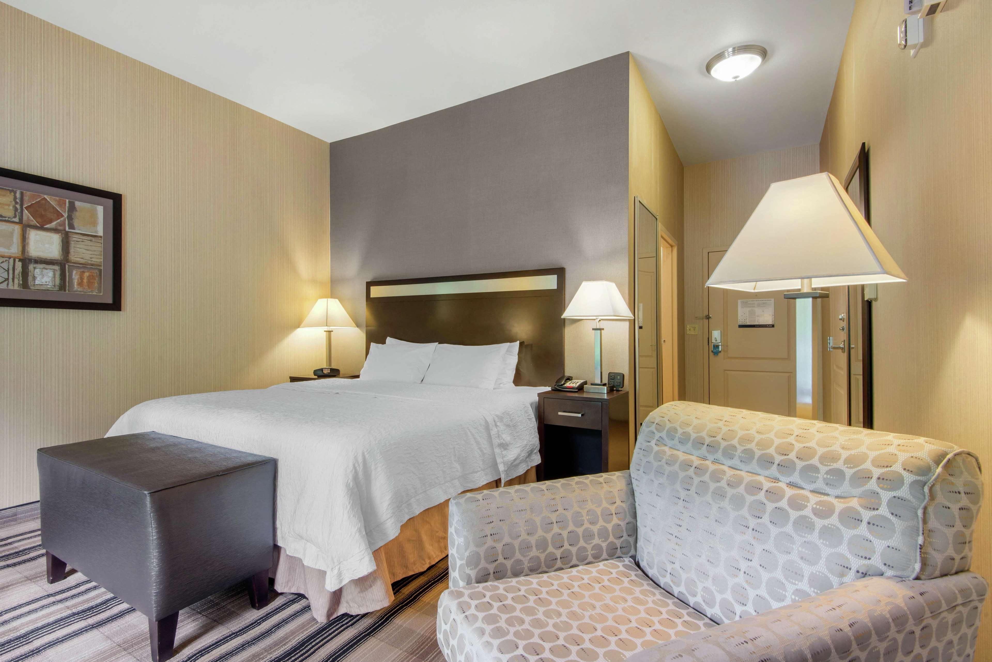 Hampton Inn Meadville Buitenkant foto