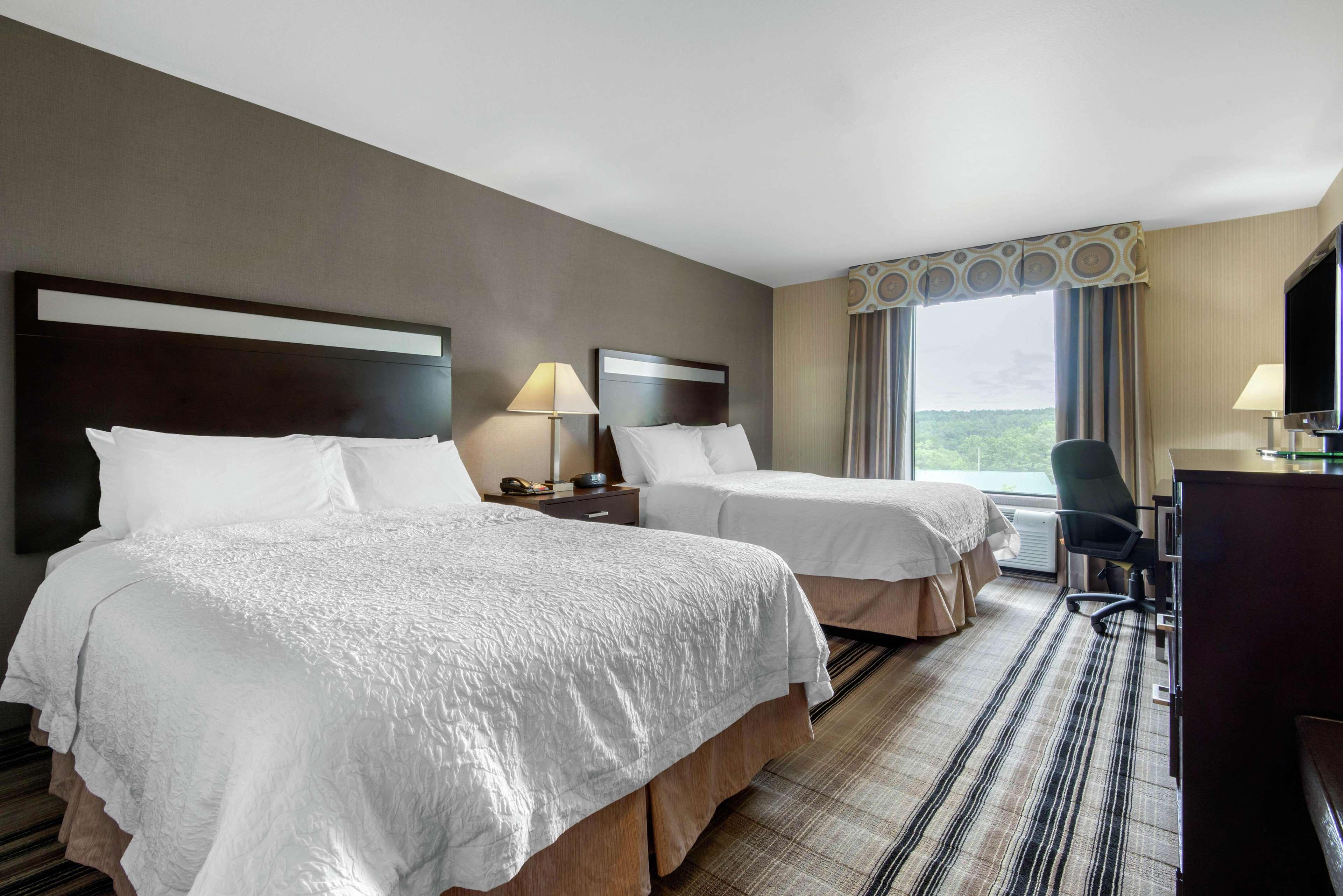 Hampton Inn Meadville Buitenkant foto