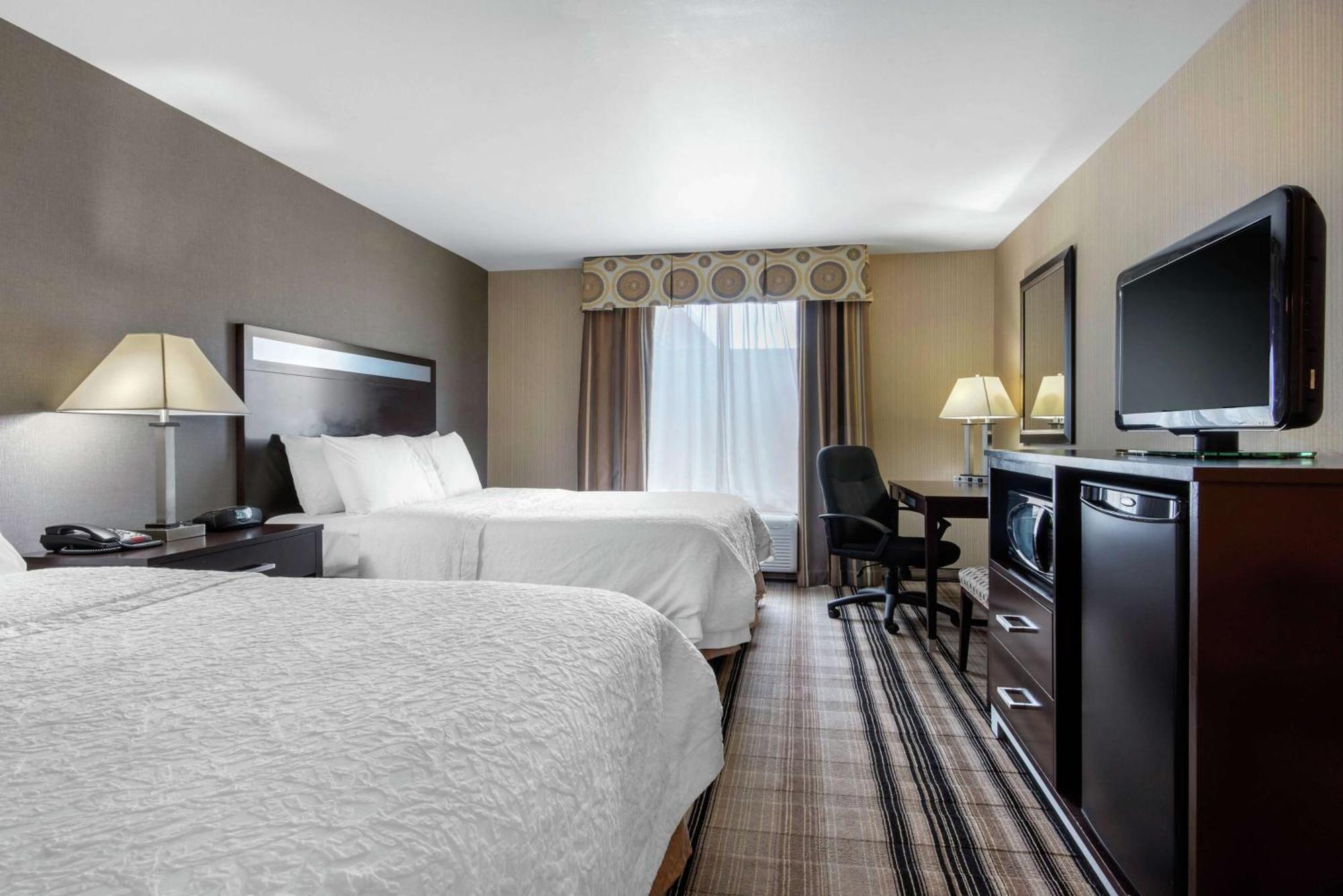 Hampton Inn Meadville Buitenkant foto